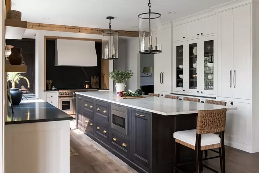 Custom Kitchen Cabinets and Kitchen Storage | Photo Gallery
